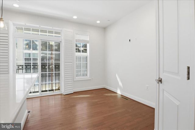 829 N WAKEFIELD ST, Arlington, VA 22203