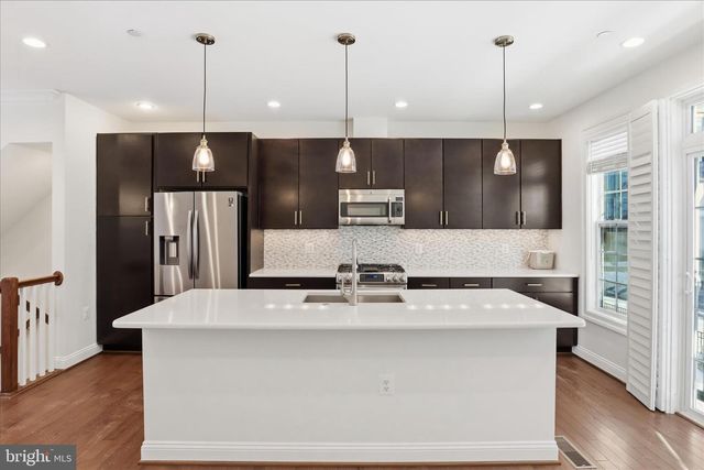 829 N WAKEFIELD ST, Arlington, VA 22203