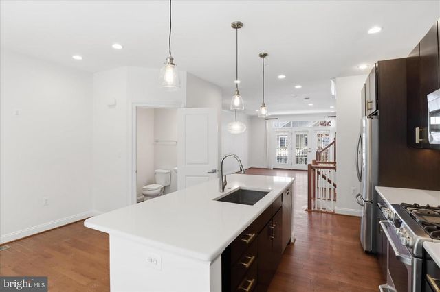 829 N WAKEFIELD ST, Arlington, VA 22203