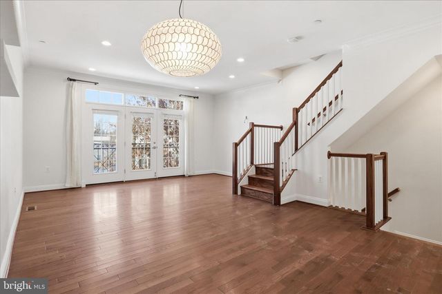 829 N WAKEFIELD ST, Arlington, VA 22203