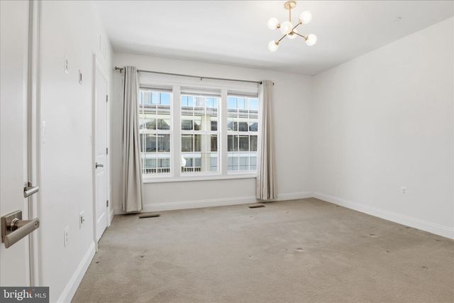 829 N WAKEFIELD ST, Arlington, VA 22203