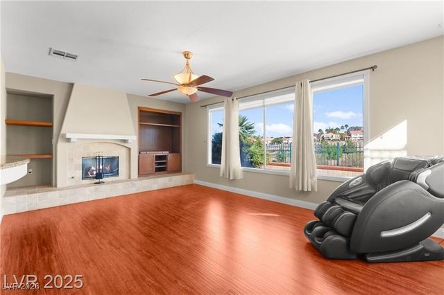 2900 Carmelo Drive, Henderson, NV 89052