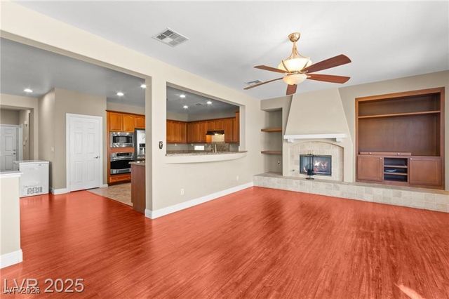 2900 Carmelo Drive, Henderson, NV 89052