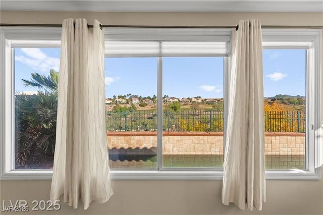 2900 Carmelo Drive, Henderson, NV 89052