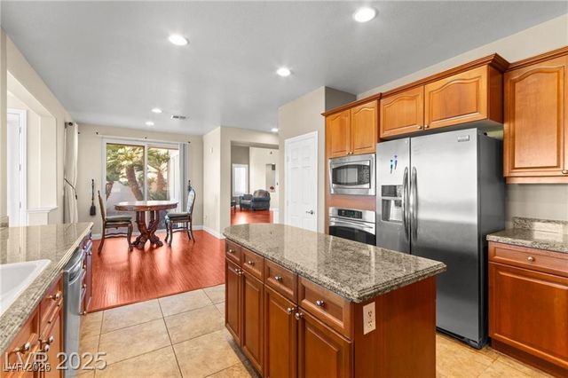 2900 Carmelo Drive, Henderson, NV 89052