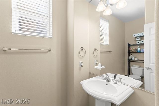 2900 Carmelo Drive, Henderson, NV 89052