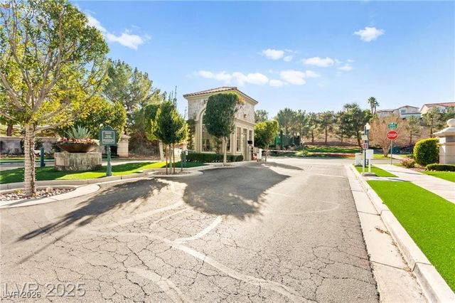 2900 Carmelo Drive, Henderson, NV 89052