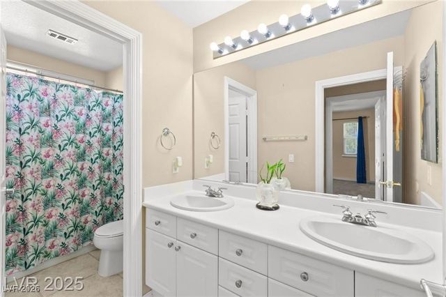 2900 Carmelo Drive, Henderson, NV 89052