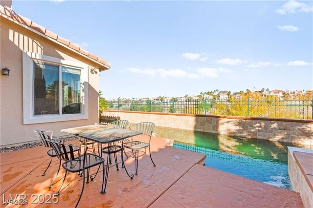 2900 Carmelo Drive, Henderson, NV 89052