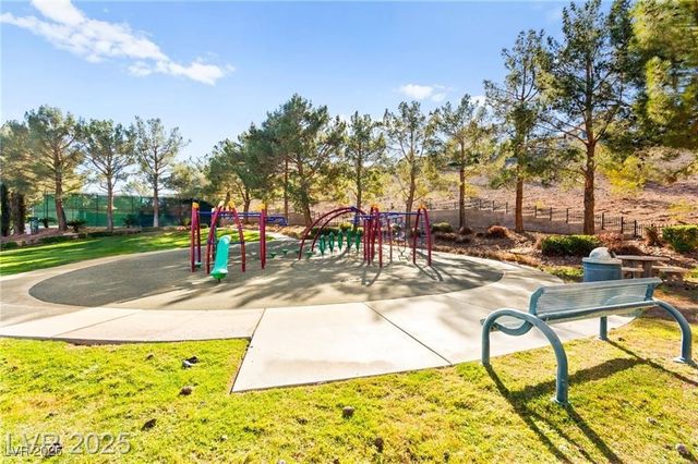 2900 Carmelo Drive, Henderson, NV 89052