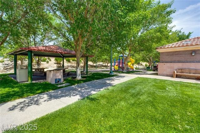 2900 Carmelo Drive, Henderson, NV 89052