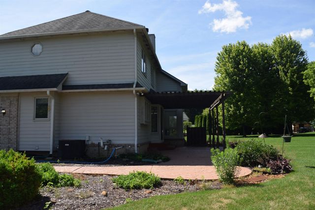 1037 Todd Court, White Lake, MI 48383