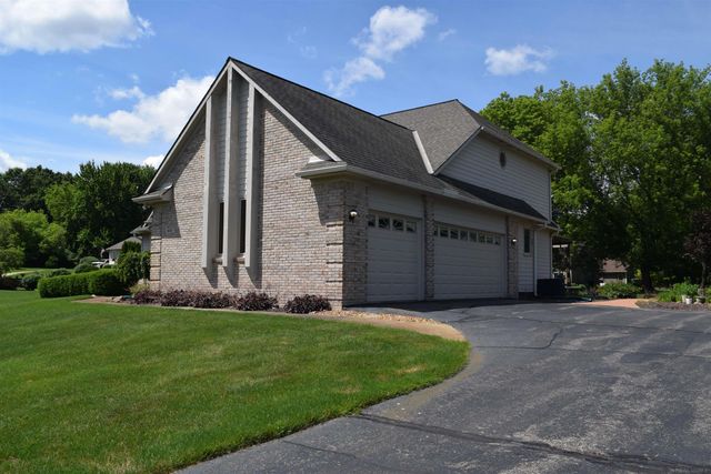 1037 Todd Court, White Lake, MI 48383