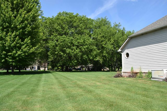 1037 Todd Court, White Lake, MI 48383