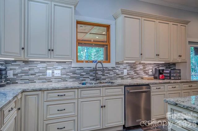 1416 Southpointe Drive 67, Morganton, NC 28655