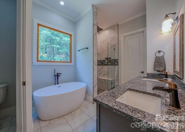 1416 Southpointe Drive 67, Morganton, NC 28655