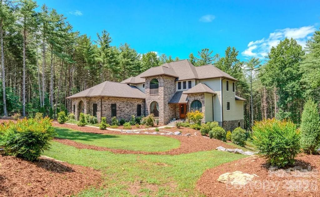 1416 Southpointe Drive 67, Morganton, NC 28655