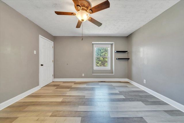 80 Walnut Landing CIR, Hardy, VA 24101