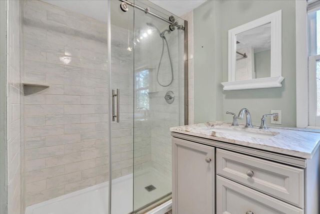 80 Walnut Landing CIR, Hardy, VA 24101