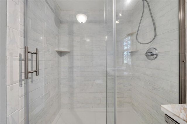 80 Walnut Landing CIR, Hardy, VA 24101