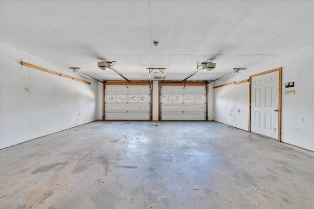 80 Walnut Landing CIR, Hardy, VA 24101