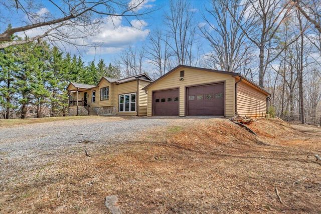 80 Walnut Landing CIR, Hardy, VA 24101