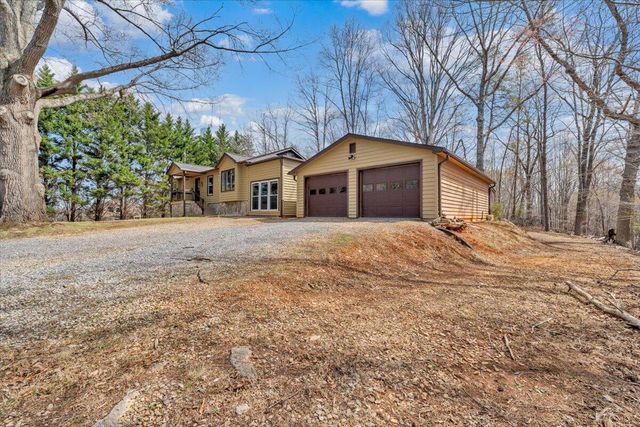 80 Walnut Landing CIR, Hardy, VA 24101