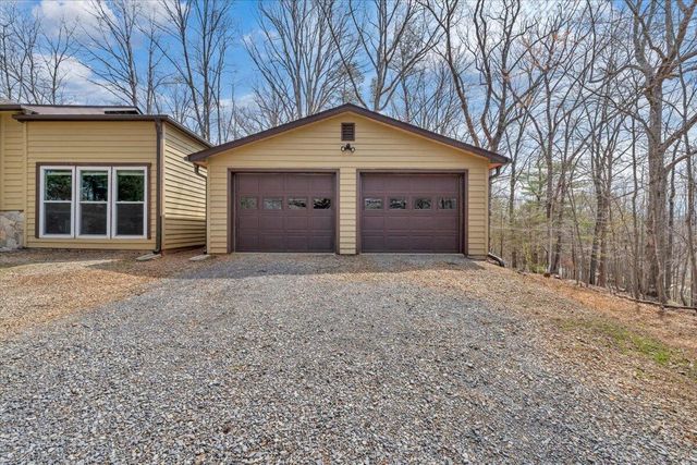 80 Walnut Landing CIR, Hardy, VA 24101