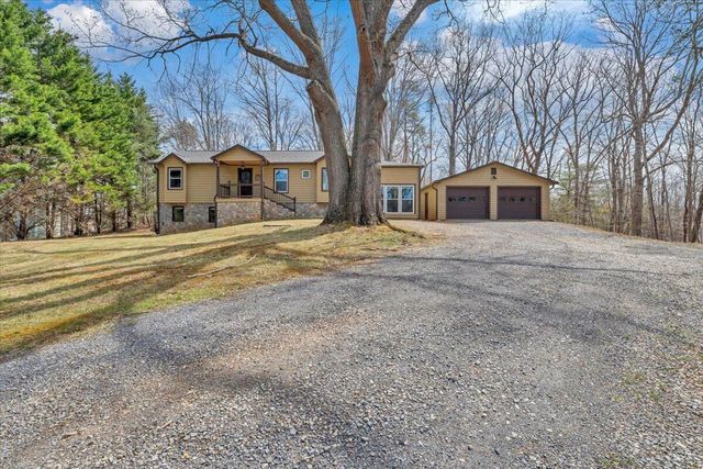 80 Walnut Landing CIR, Hardy, VA 24101