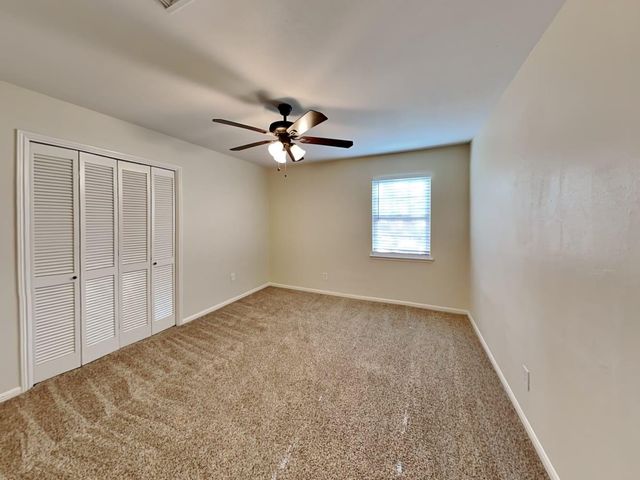 105 Saint Andrews Drive, Friendswood, TX 77546