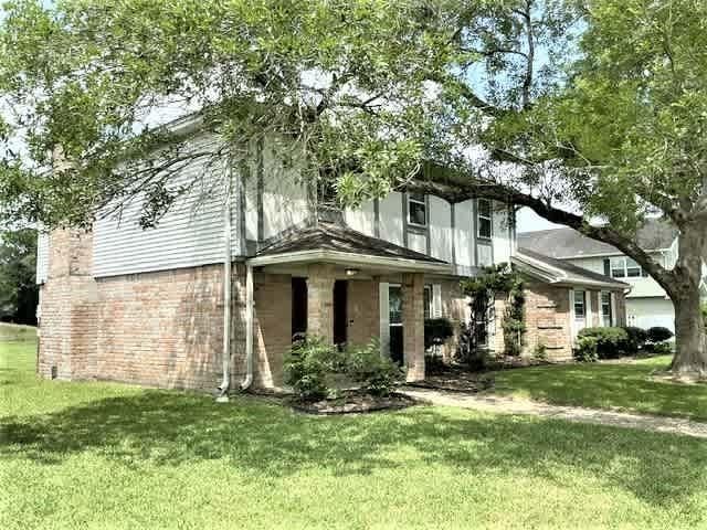 105 Saint Andrews Drive, Friendswood, TX 77546