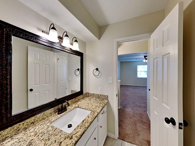 105 Saint Andrews Drive, Friendswood, TX 77546