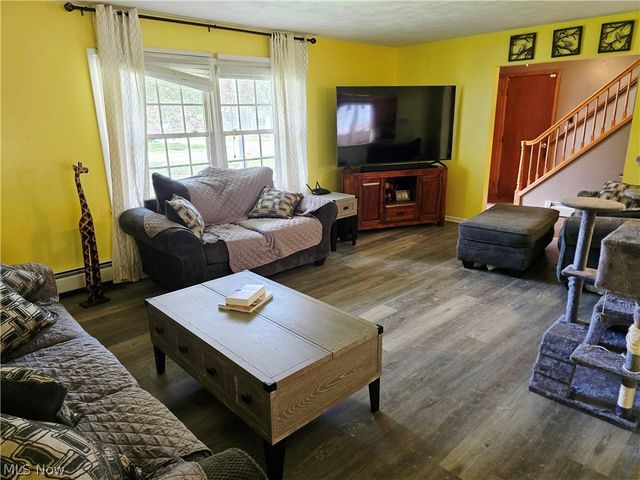 1847 Bruce Street, Canal Fulton, OH 44614