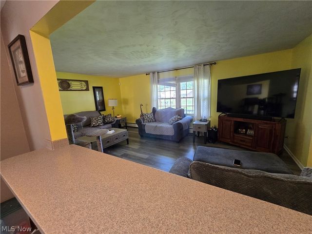 1847 Bruce Street, Canal Fulton, OH 44614