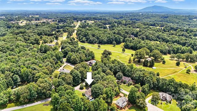 5042 Ridgeland Drive, Hickory, NC 28602