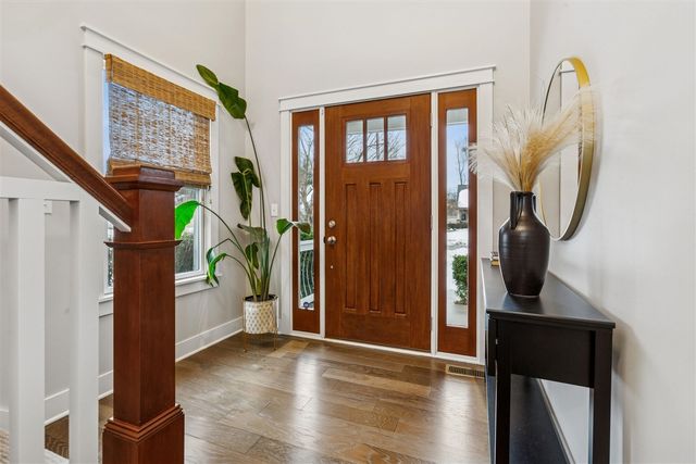 3707 Fox Crossing, Saint Joseph, MI 49085