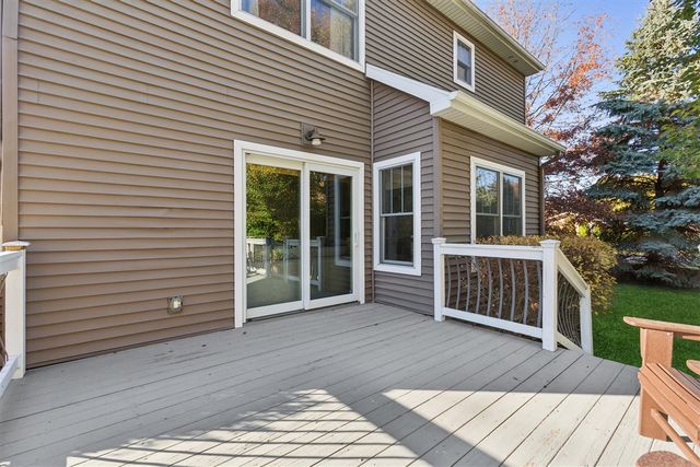 3707 Fox Crossing, Saint Joseph, MI 49085