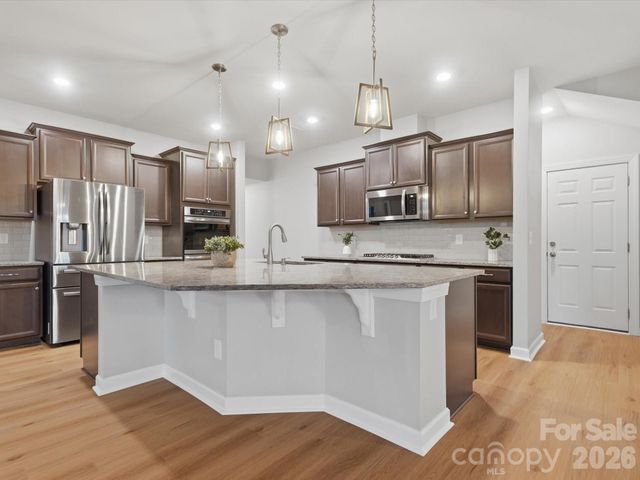 2016 Linn Cove, Waxhaw, NC 28173