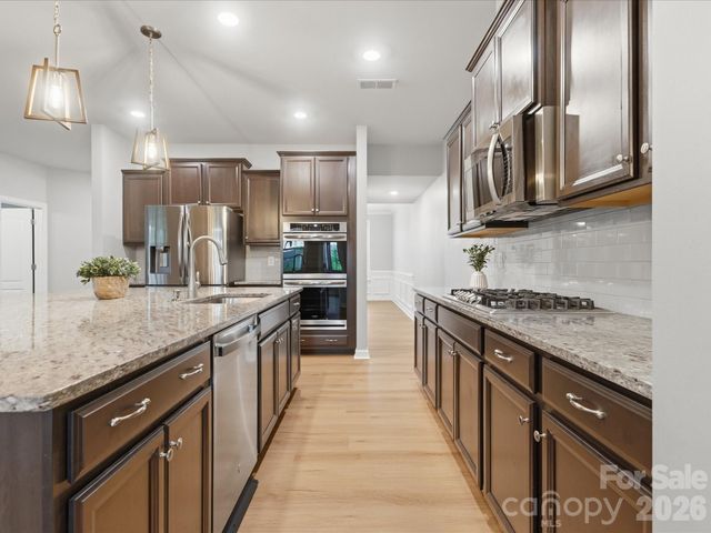 2016 Linn Cove, Waxhaw, NC 28173