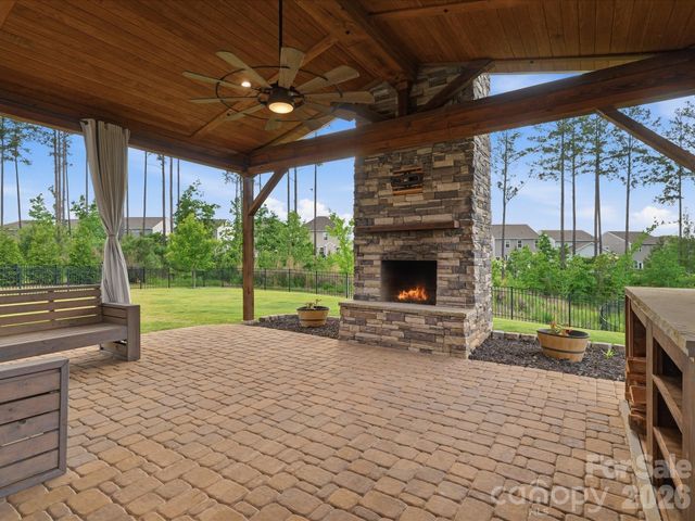 2016 Linn Cove, Waxhaw, NC 28173