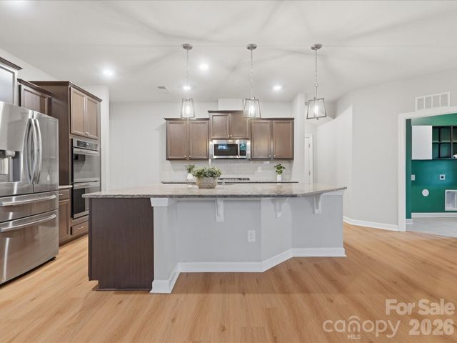 2016 Linn Cove, Waxhaw, NC 28173