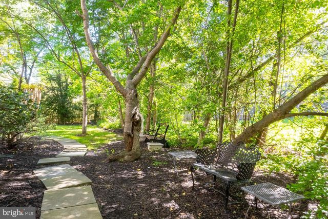 4705 RIPPLING POND DR, Fairfax, VA 22033