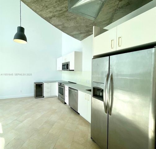 690 SW 1st Ct 2134, Miami, FL 33130