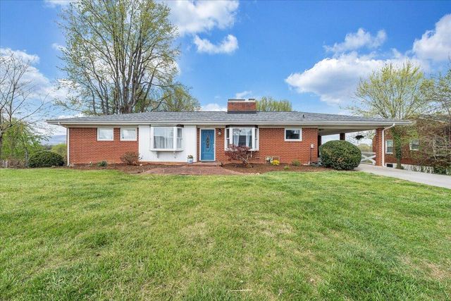 2753 Wilshire AVE, Roanoke, VA 24015