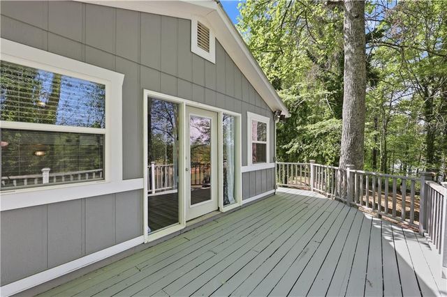5658 Alligator Alley, Gainesville, GA 30506