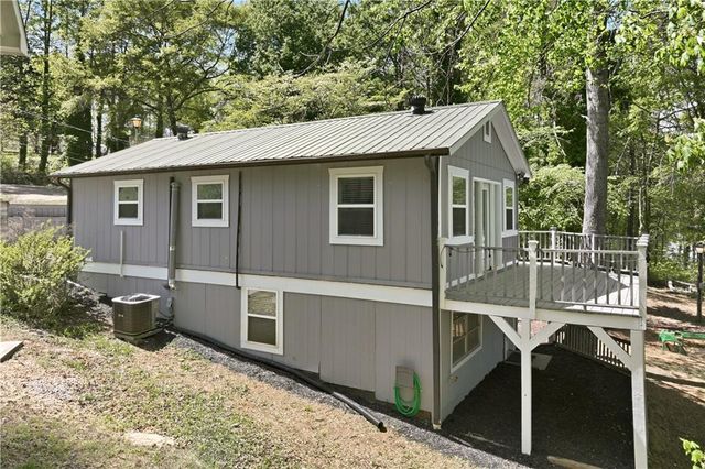 5658 Alligator Alley, Gainesville, GA 30506