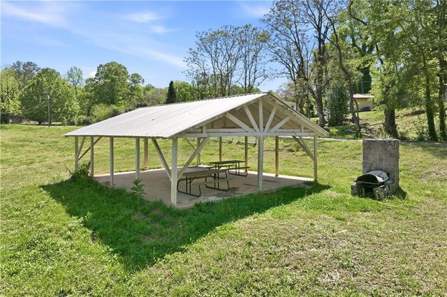 5658 Alligator Alley, Gainesville, GA 30506