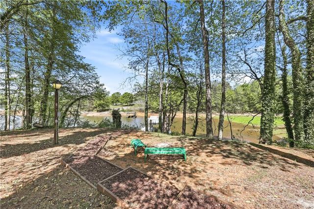 5658 Alligator Alley, Gainesville, GA 30506