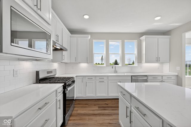 12999 Seven Springs Lane, Noblesville, IN 46060