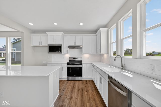 12999 Seven Springs Lane, Noblesville, IN 46060